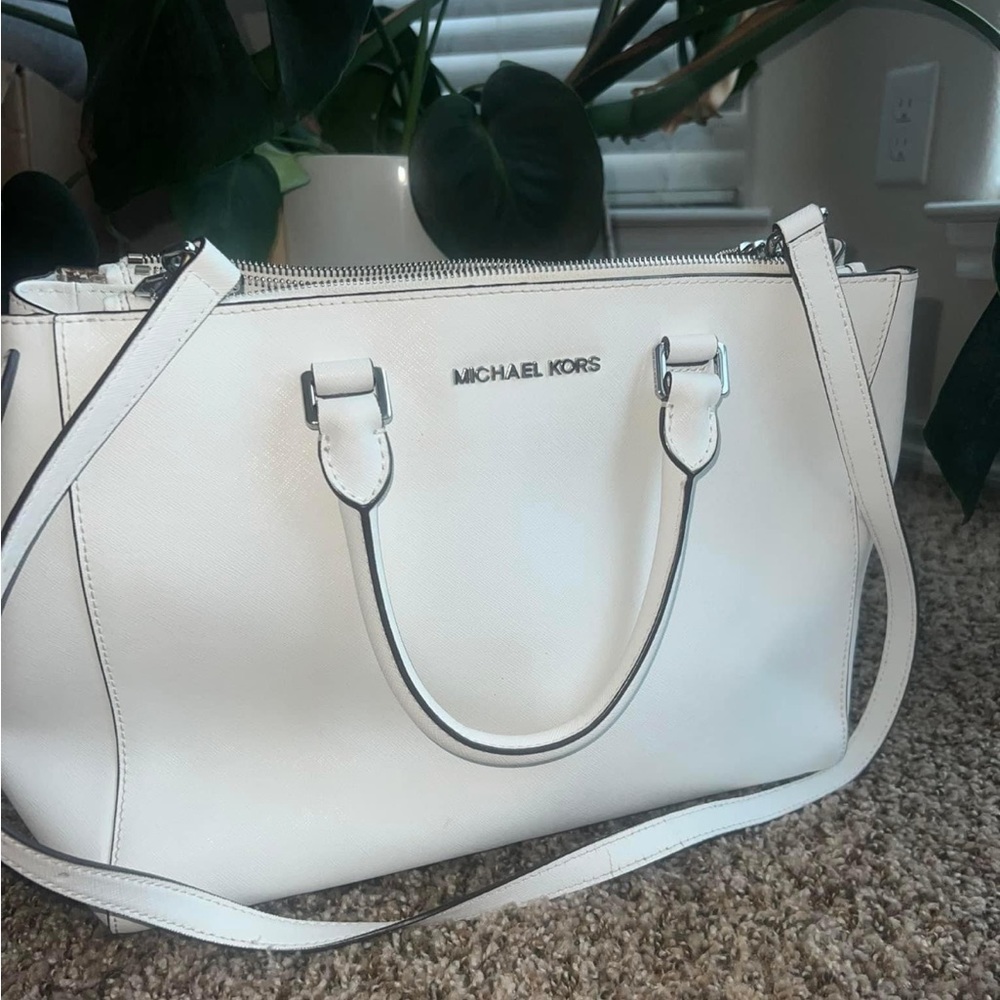 White Michael kors bag